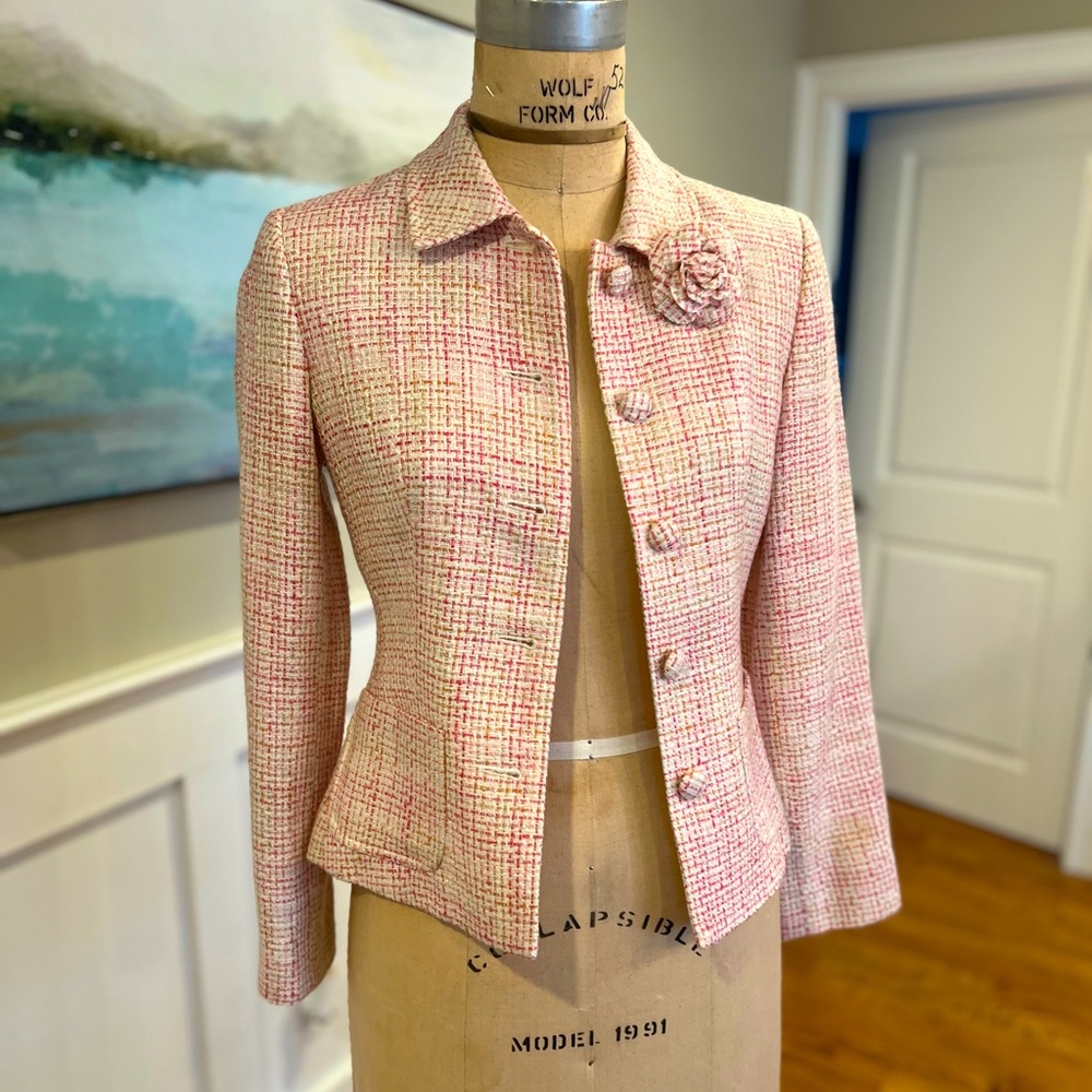 Tweed blazer with Rose brooch in pinks & beige, size 0 petite.
